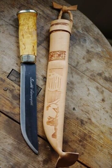 Poromiehen Leuku Knife